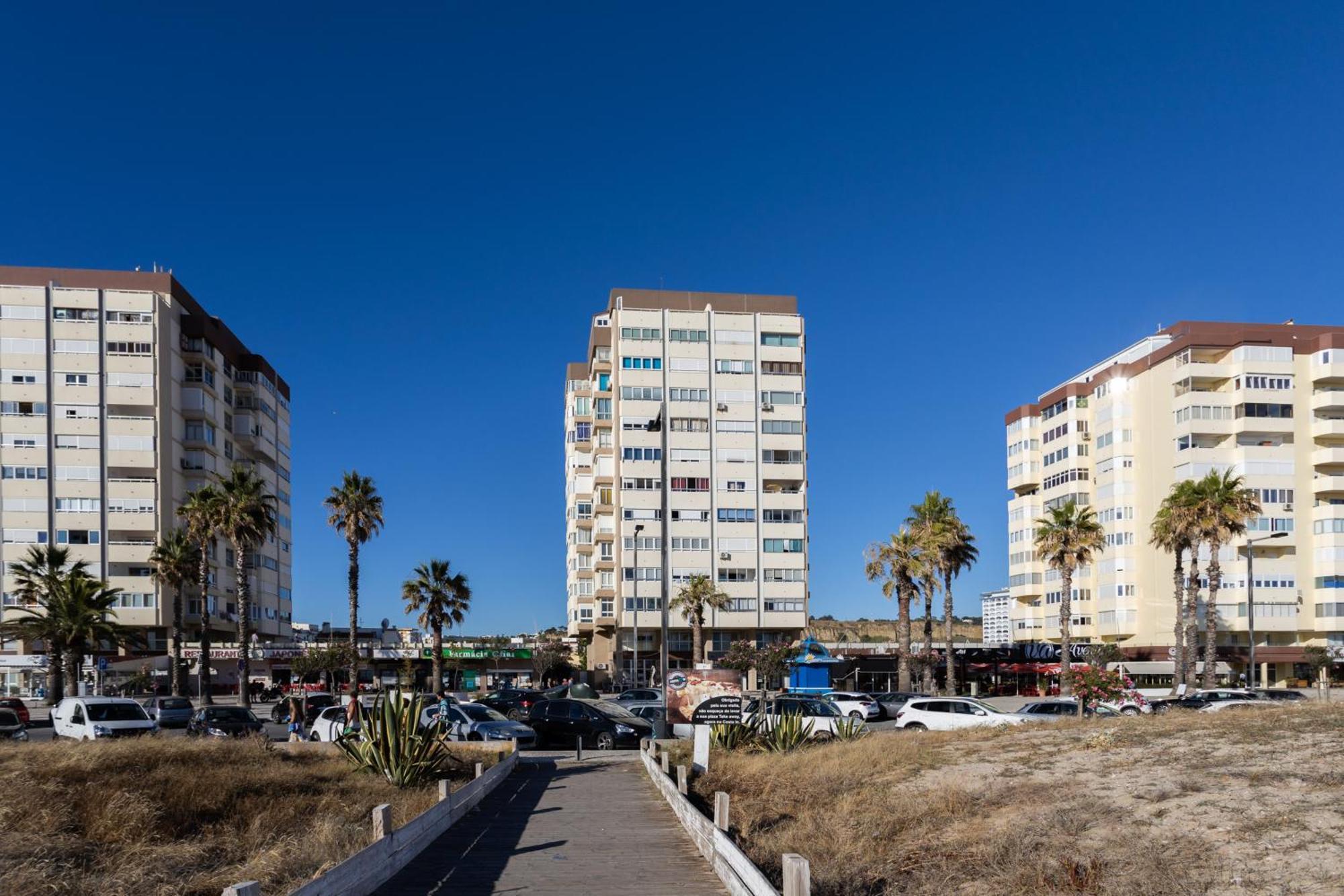 Wonderful Studio Apartment In Front Of The Beach Costa de Caparica Buitenkant foto