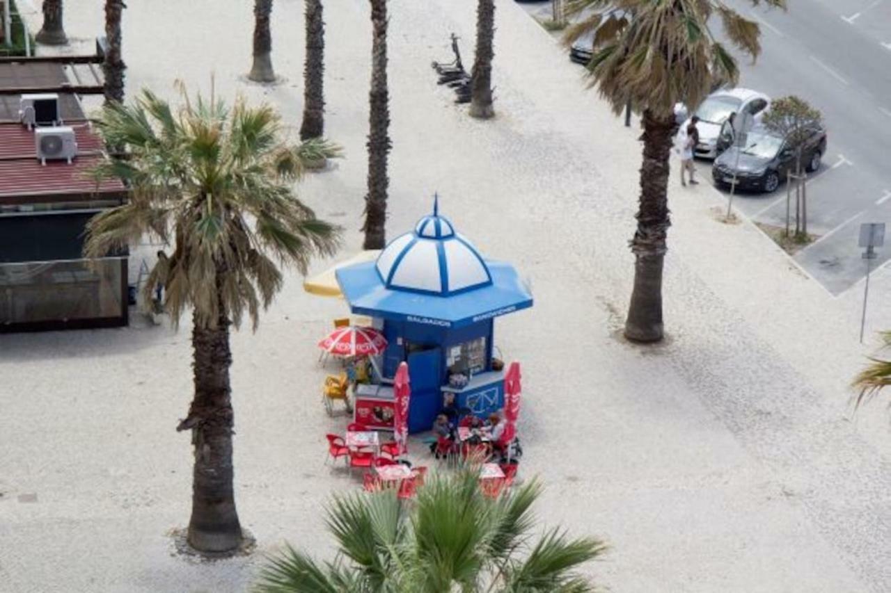 Wonderful Studio Apartment In Front Of The Beach Costa de Caparica Buitenkant foto